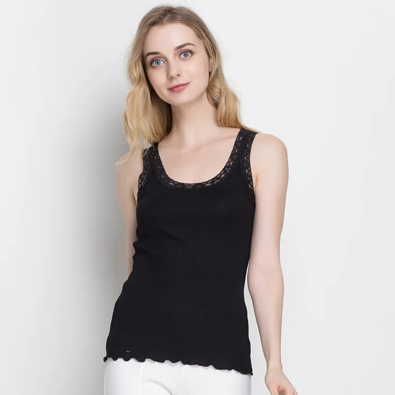 Women's Polyester Square-Neck Sleeveless Solid Pattern Yoga Top