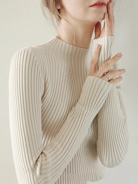 Women's Polyester Turtleneck Full Sleeves Knitted Pattern Sweater