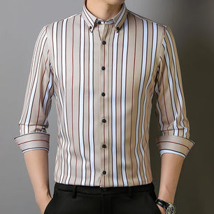 Men's Polyester Turn-Down Collar Full Sleeve Single Breasted Shirt