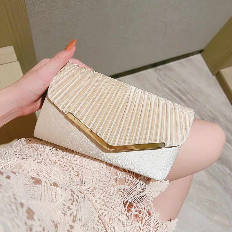 Women's PU Hasp Closure Pleated Pattern Formal Wedding Clutch