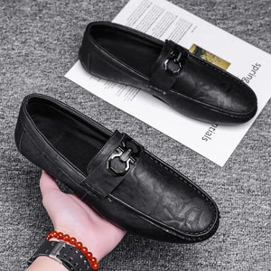 Men's Genuine Leather Solid Pattern Round Toe Casual Loafers