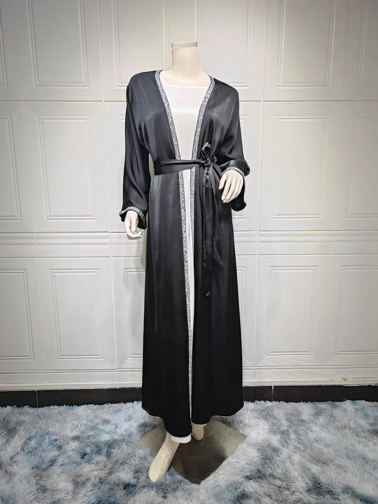 Women's Arabian Polyester Full Sleeve Solid Pattern Casual Abaya