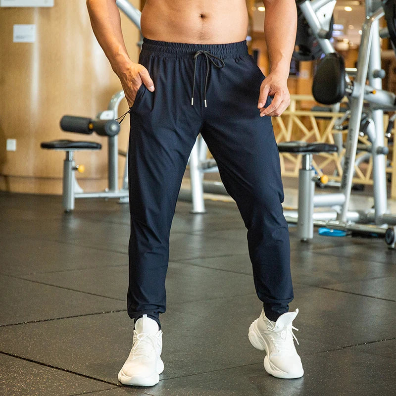 Men's Polyester Drawstring Closure Sweatpants Gymwear Trousers