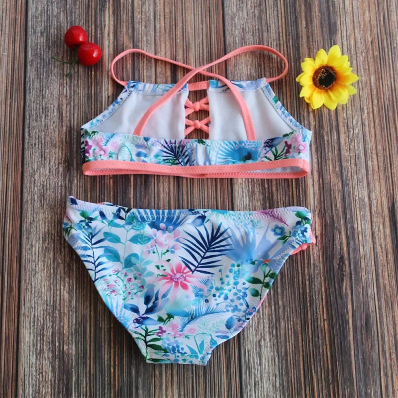 Kid's Polyester Square-Neck Printed Pattern Trendy Swimwear Suit