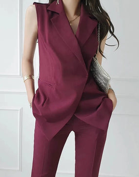 Women's Polyester Notched Sleeveless Casual Wear Blazer Set