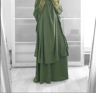 Women's Arabian Polyester Full Sleeve Plain Pattern Elegant Abaya