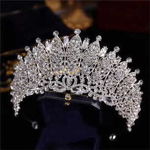 Women's Zinc Alloy Water Drop Pattern Tiaras Bridal Classic Crown