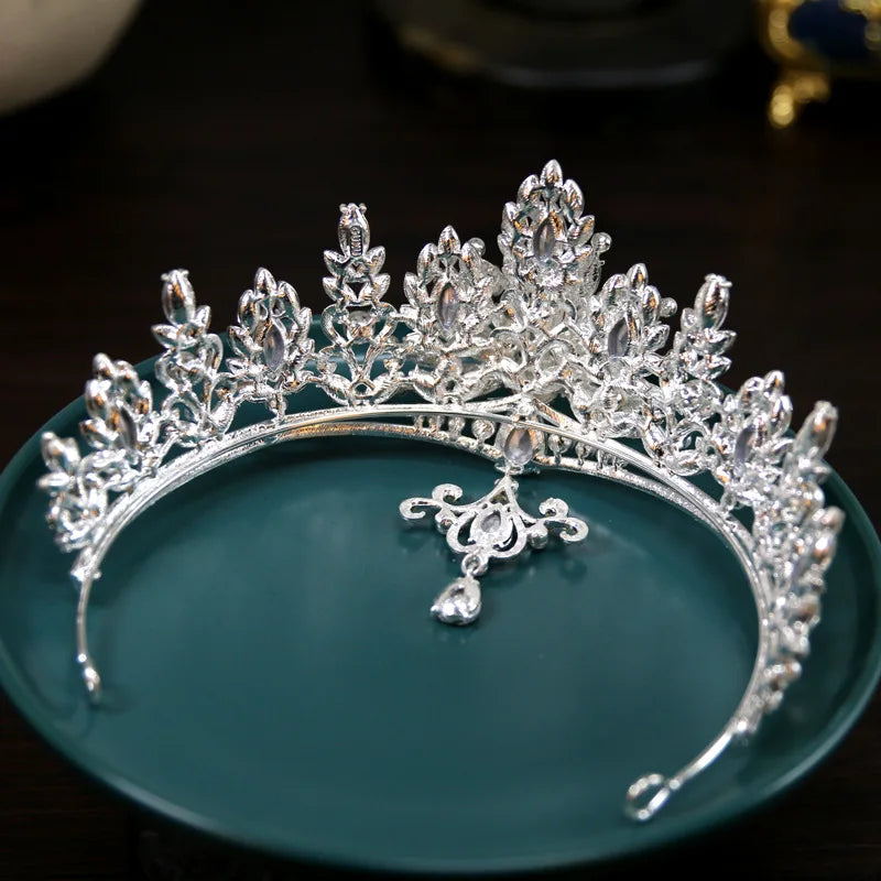 Women's Zinc Alloy Water Drop Pattern Tiaras Bridal Wedding Crown