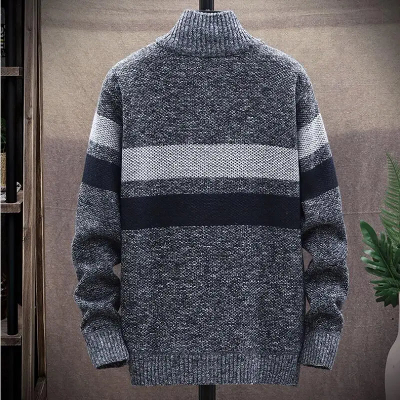 Men's Wool Stand Collar Full Sleeves Zipper Closure Casual Sweater