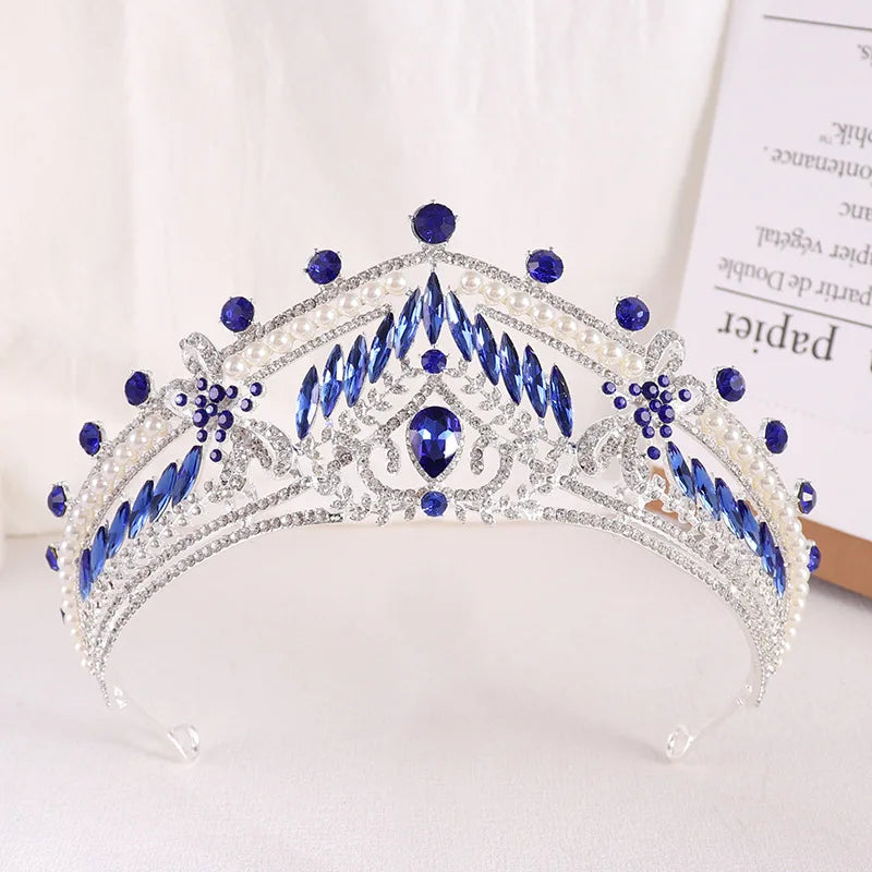 Women's Zinc Alloy Plant Pattern Tiaras Bridal Classic Crown