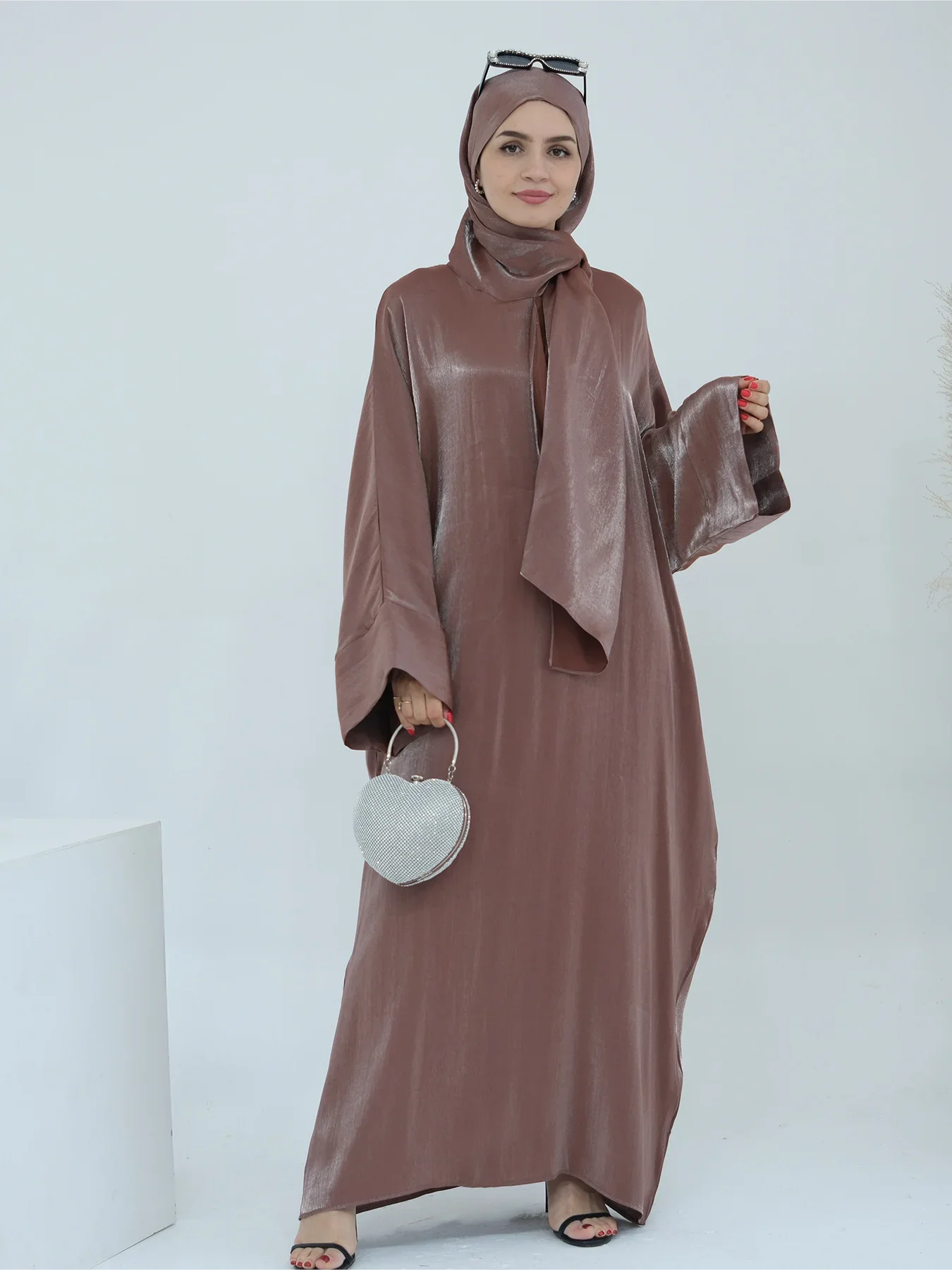 Women's Arabian Polyester Full Sleeves Solid Pattern Long Dress