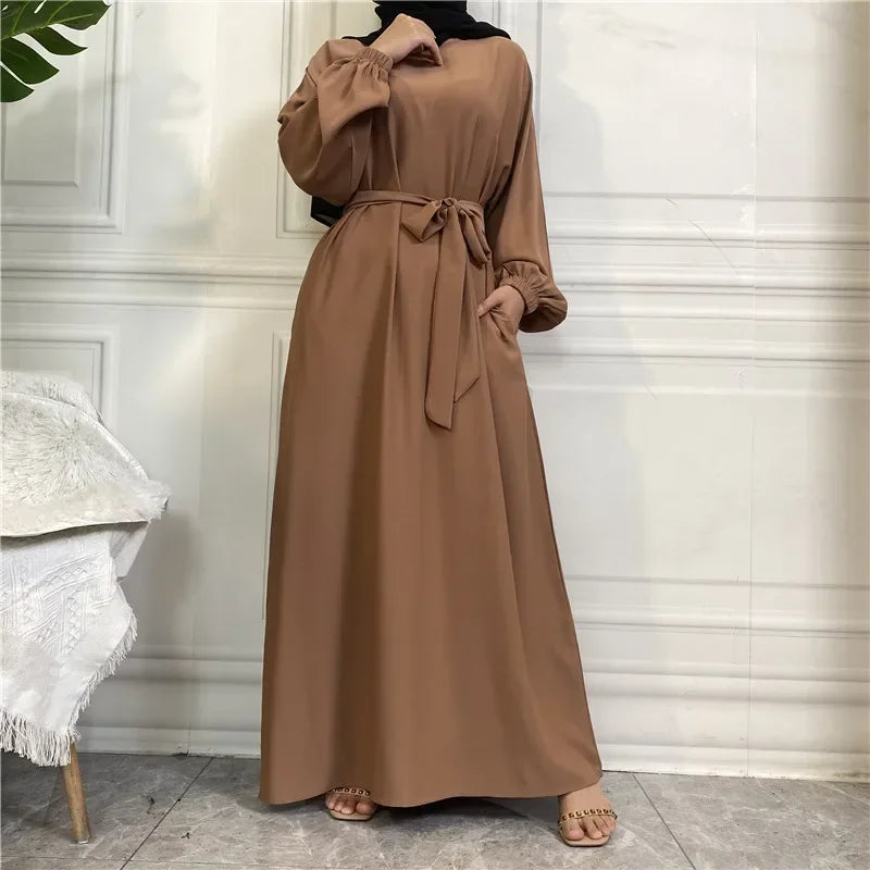 Women's Arabian Polyester Full Sleeves Solid Pattern Casual Abaya