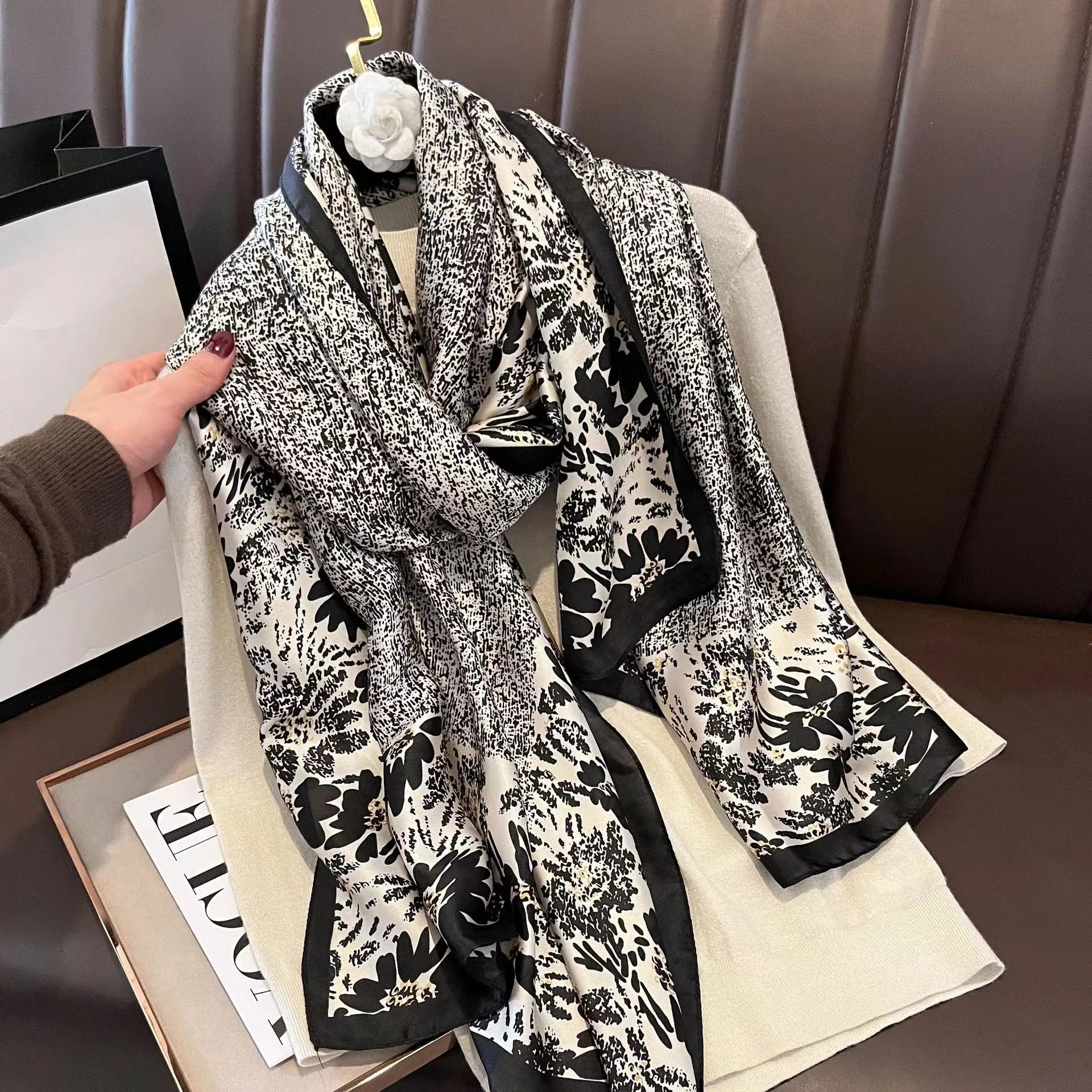 Women's Silk Neck Wrap Printed Pattern Trendy Beach Scarves