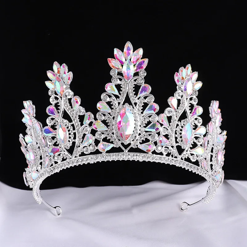 Women's Zinc Alloy Geometric Pattern Tiaras Bridal Classic Crown