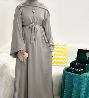 Women's Arabian Polyester Full Sleeves Solid Pattern Casual Abaya