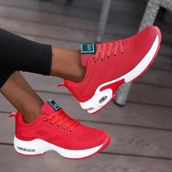 Women's Mesh Round Toe Lace-Up Closure Breathable Running Sneakers