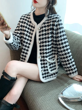 Women's Acrylic V-Neck Full Sleeves Houndstooth Vintage Sweater