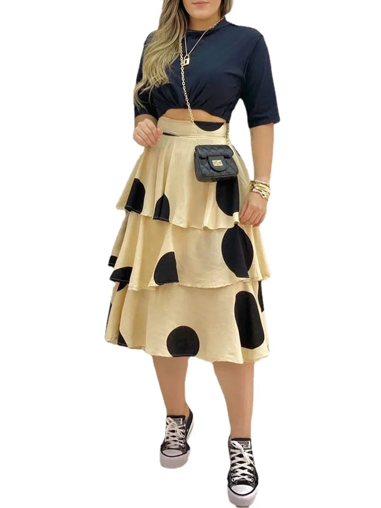 Women's Polyester O-Neck Short Sleeves Dotted Pattern Dress