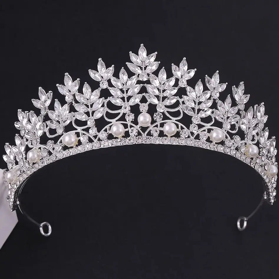 Women's Zinc Alloy Plant Pattern Tiaras Bridal Classic Crown