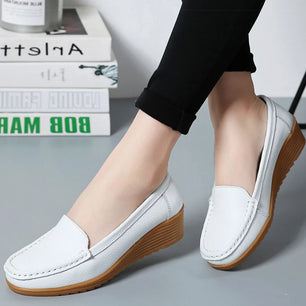 Women's Split Leather Round Toe Slip-On Closure Casual Shoes