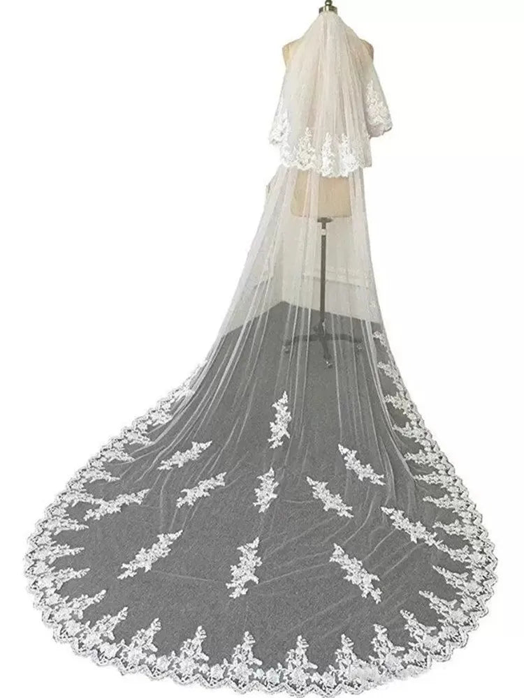 Women's Polyester Lace Edge Two-Layer Cathedral Wedding Veils