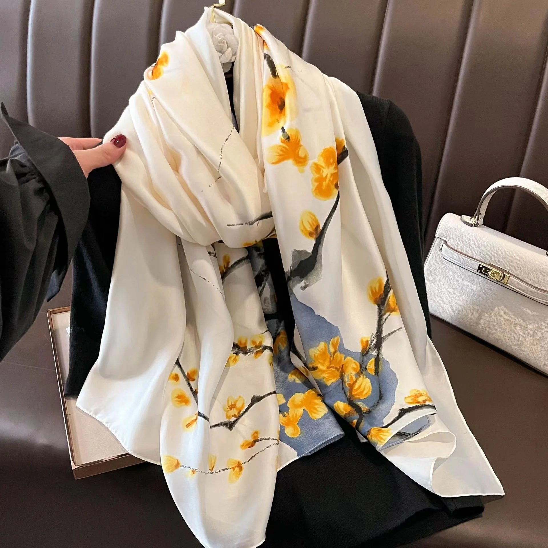 Women's Silk Neck Wrap Floral Pattern Luxury Trendy Beach Scarves