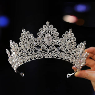 Women's Zinc Alloy Plant Pattern Tiaras Bridal Classic Crown