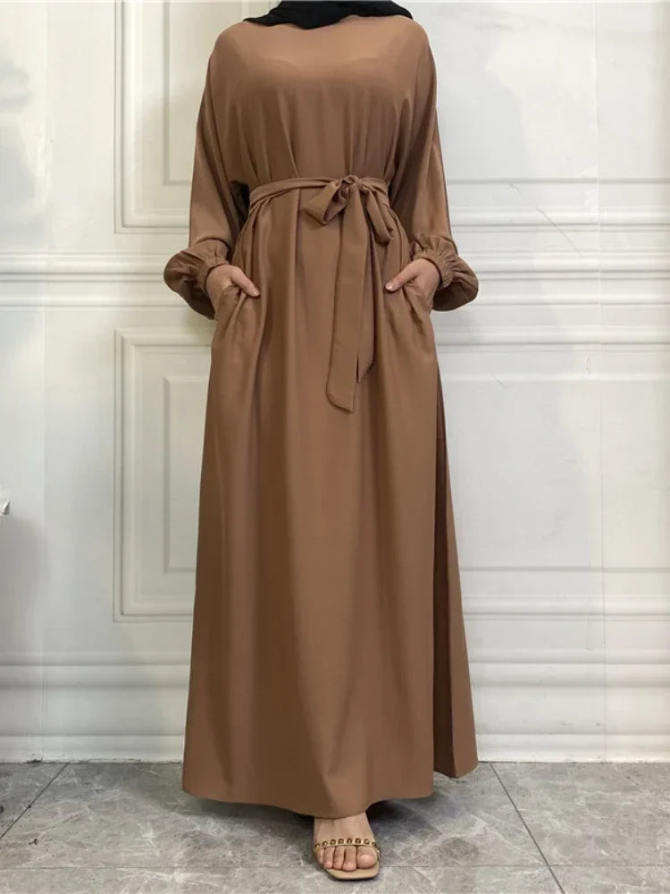 Women's Arabian Polyester Full Sleeves Solid Pattern Casual Abaya