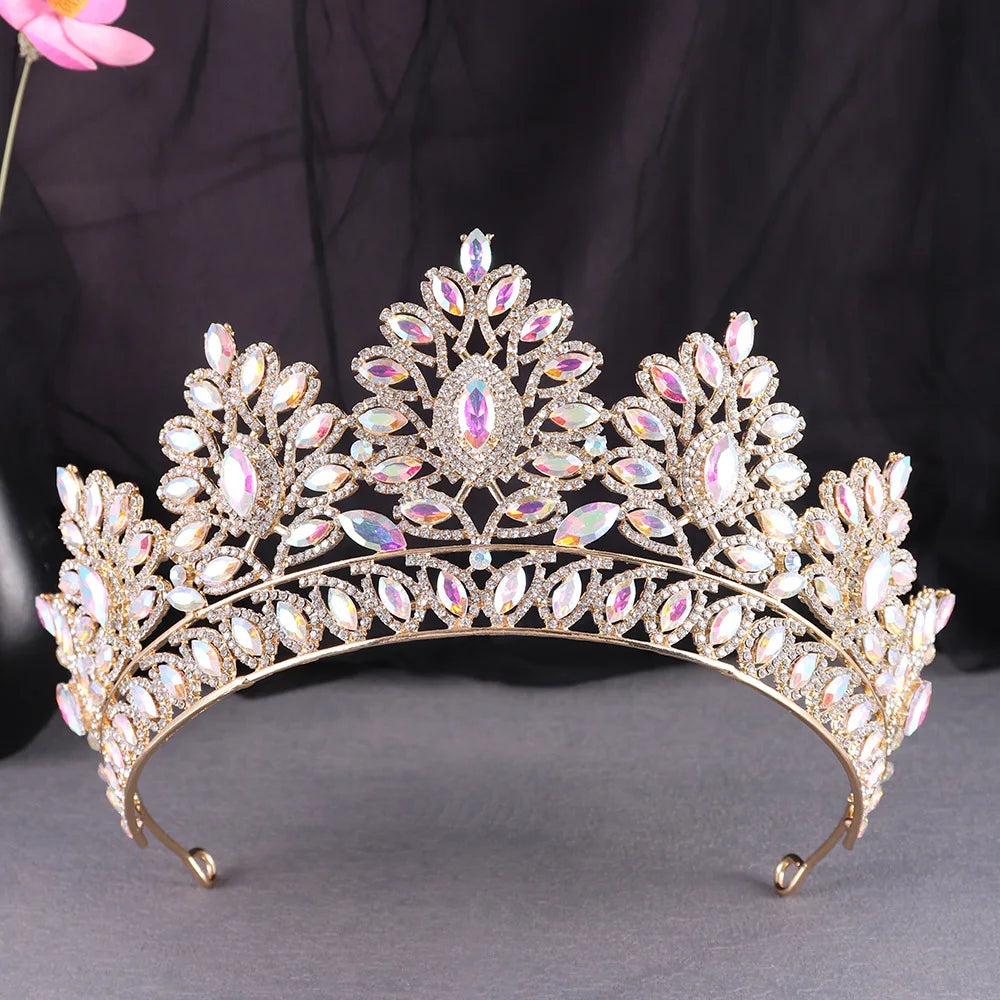 Women's Zinc Alloy Geometric Pattern Tiaras Bridal Classic Crown