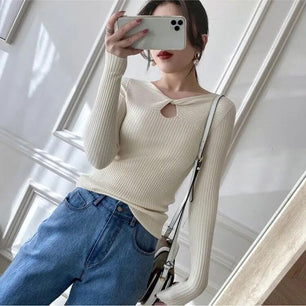 Women's Acrylic V-Neck Full Sleeves Pullover Knitted Sweater