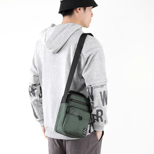 Men's Nylon Zipper Closure Letter Pattern Messenger Shoulder Bag