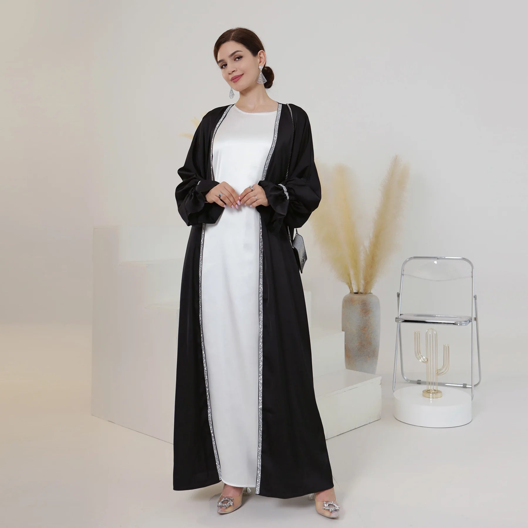 Women's Arabian Polyester Full Sleeves Solid Pattern Casual Abaya