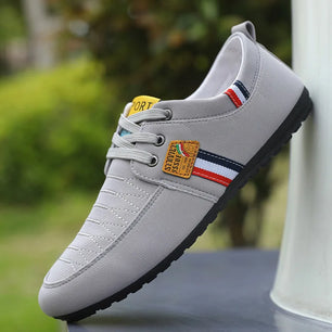 Men's Canvas Round Toe Lace-up Closure Breathable Casual Shoes