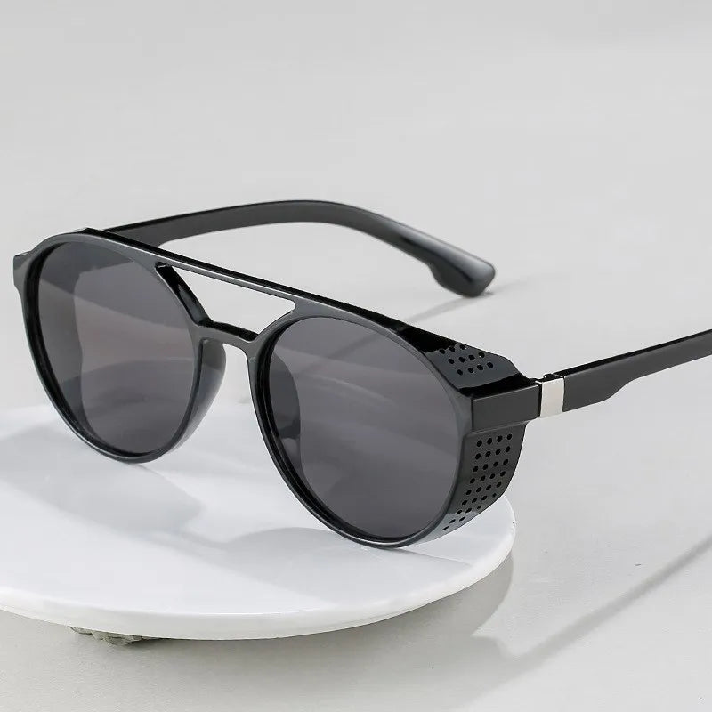 Men's Polycarbonate Frame Round Shaped UV400 Vintage Sunglasses