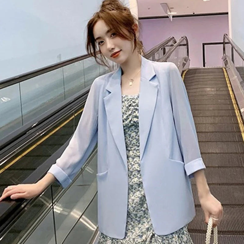 Women's Notched Polyester Full Sleeves Solid Pattern Blazer