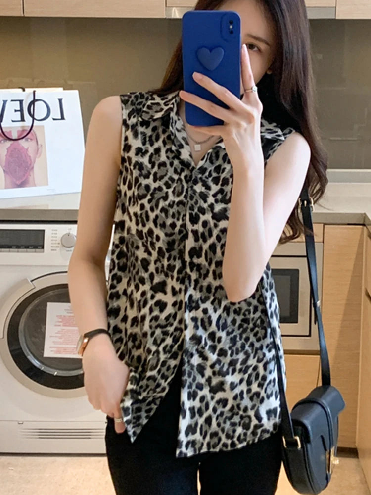 Women's Polyester Turn-Down Collar Sleeveless Leopard Blouse