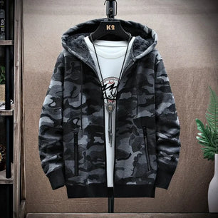 Men's Wool Full Sleeves Zipper Closure Hooded Camouflage Jacket