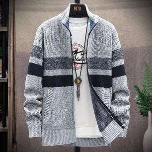 Men's Wool Stand Collar Full Sleeves Zipper Closure Casual Sweater