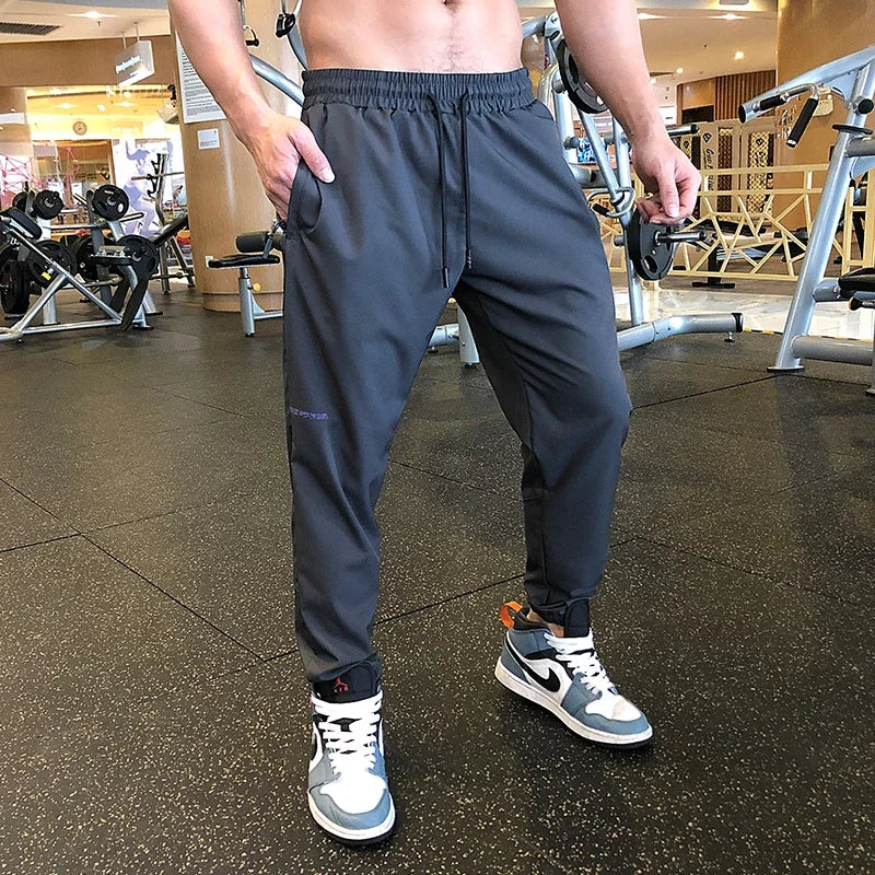 Men's Polyester Drawstring Closure Running Sports Gym Trousers