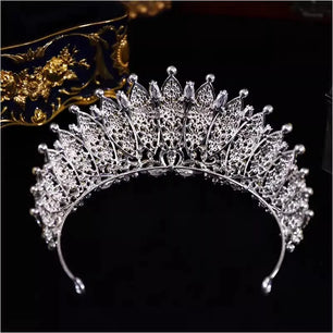 Women's Zinc Alloy Water Drop Pattern Tiaras Bridal Classic Crown