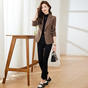 Women's Notched Polyester Full Sleeve Single Breasted Solid Blazer