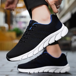 Men's Mesh Breathable Lace-Up Closure Running Sports Sneakers