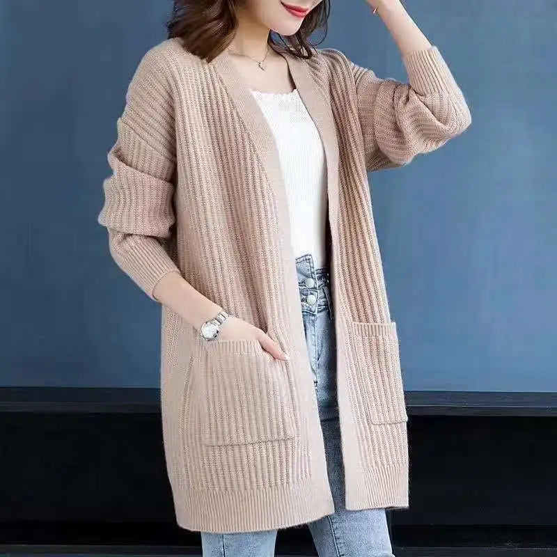 Women's Wool V-Neck Full Sleeves Solid Pattern Casual Cardigan