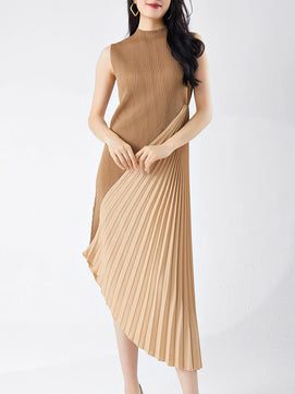 Women's Polyester O-Neck Sleeveless Pleated Pattern Maxi Dress