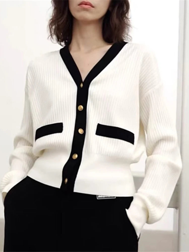 Women's Polyester V-Neck Long Sleeve Mixed Colors Cardigan