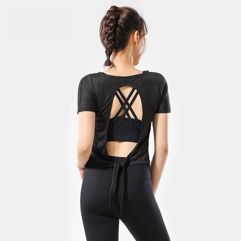 Women's Polyester O-Neck Short Sleeve Breathable Yoga Workout Top