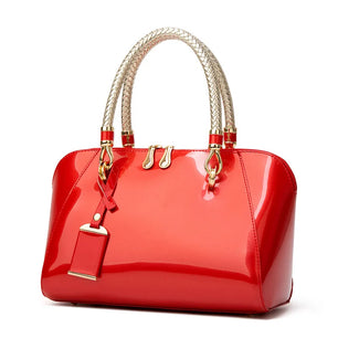 Women's PU Zipper Closure Slot Pocket Solid Pattern Handbag