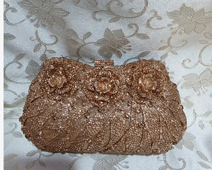 Women's Metallic Hasp Closure Rhinestone Pattern Wedding Clutch