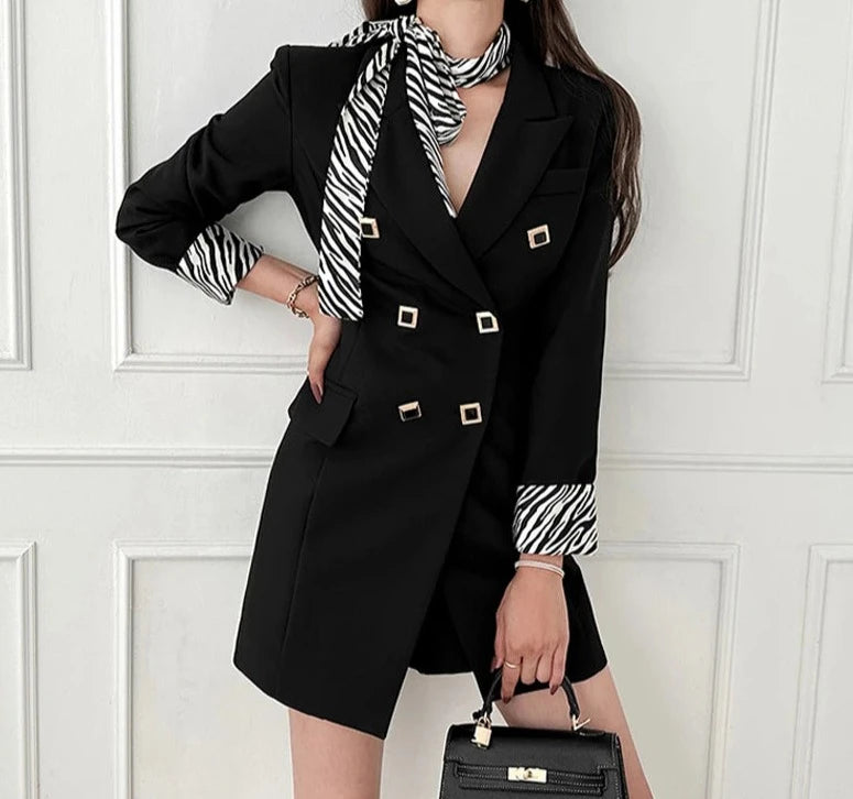 Women's Polyester V-Neck Long Sleeves Double Breasted Blazer