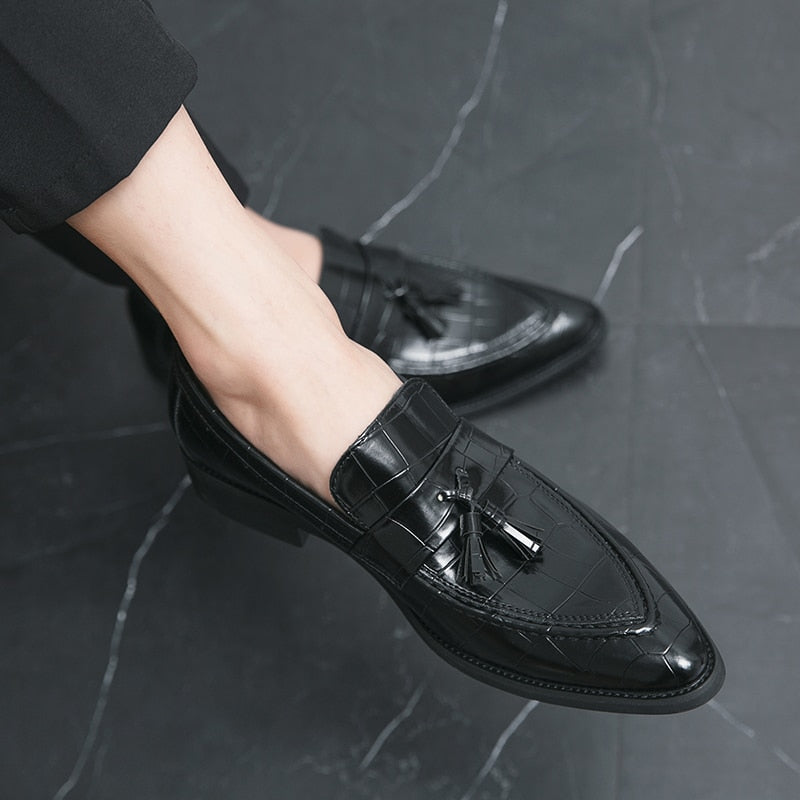 Men's Genuine Leather Pointed Toe Slip-On Closure Luxury Shoes